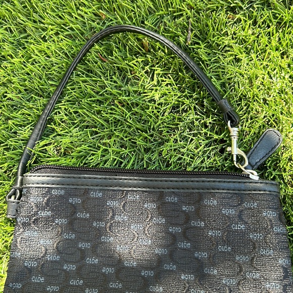 Cloe fabric with leather trim wristlet - Picture 3 of 6